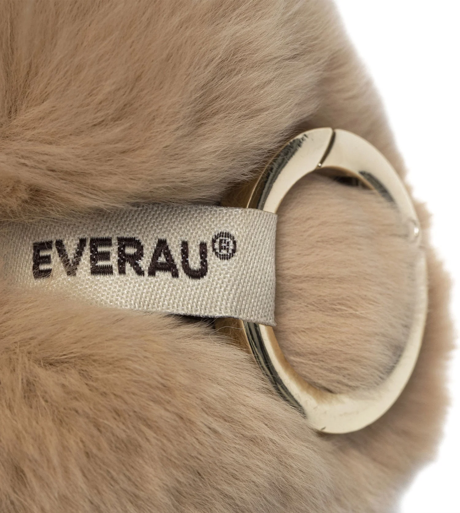 EVERAU® Fluffy Candy Heart Keyring - Image 25