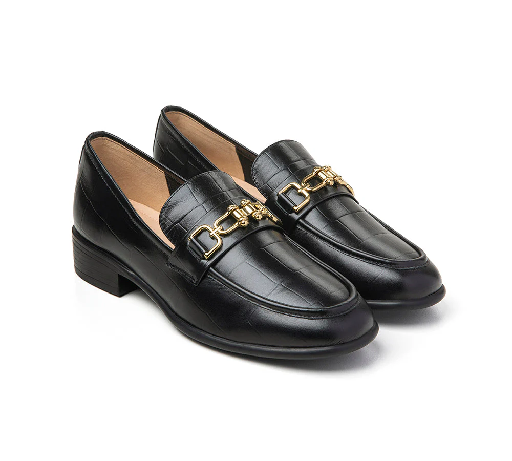 EVERAU® Women Leather Gold Buckle Embossed Low Block Heel Loafers Katia - Image 8