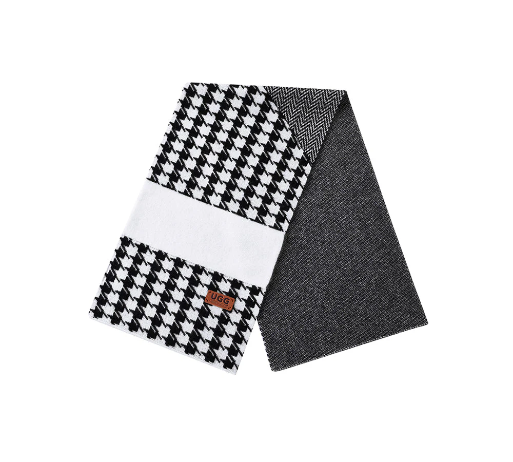 URBAN UGG® 100% Cashmere Houndstooth Ultra Soft Scarf Novelle - Image 18
